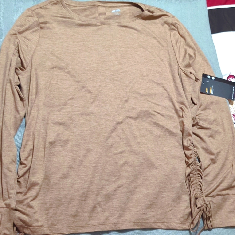 Ladies Avia top